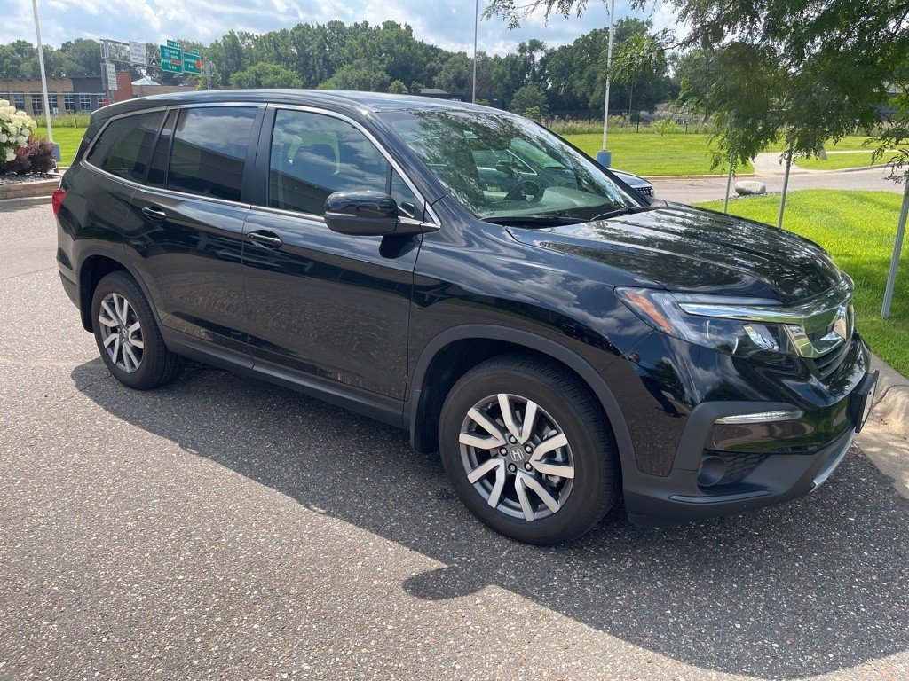 Used 2022 Honda Pilot EX-L with VIN 5FNYF6H51NB098310 for sale in Minneapolis, Minnesota
