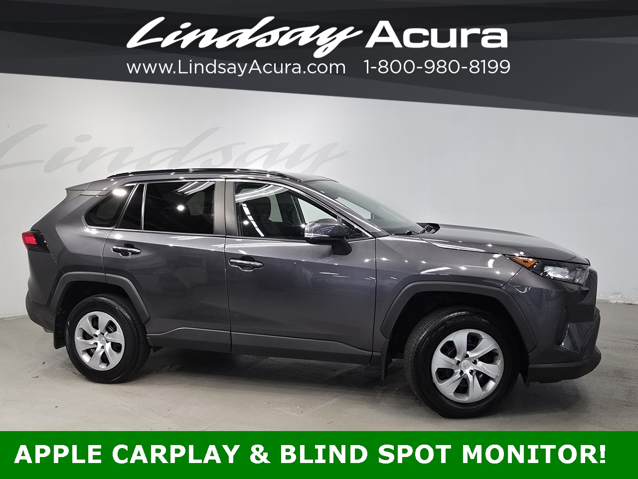 2019 Toyota RAV4 LE photo 2