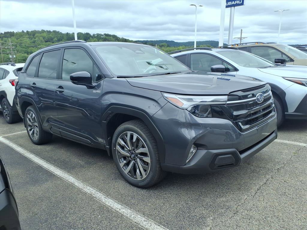 2025 Subaru Forester Touring's photo