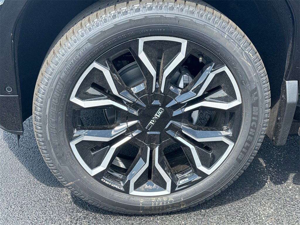 2025 Gmc Sierra EV Denali photo 11