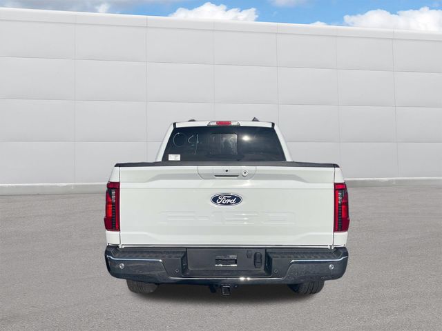 2025 Ford F-150 XLT photo 3