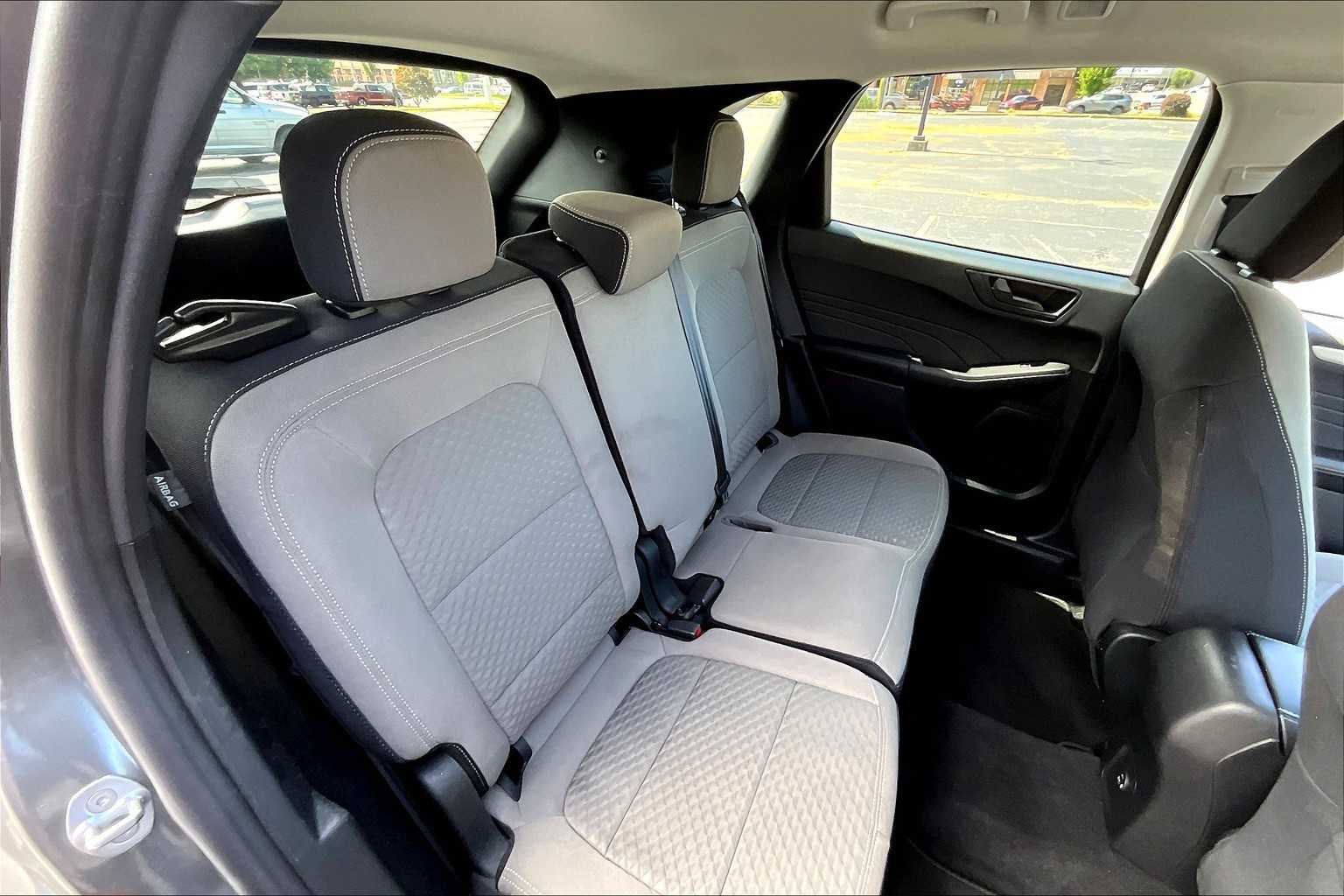 2022 Ford Escape SE photo 19