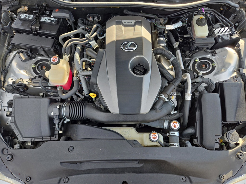 2017 Lexus IS 200t F SPORT photo 10