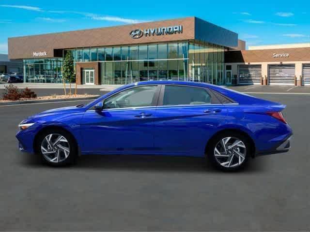 2025 Hyundai Elantra Hybrid Limited photo 3