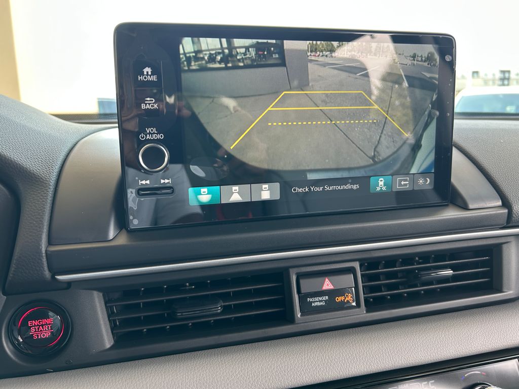 2025 Honda Pilot Touring photo 29