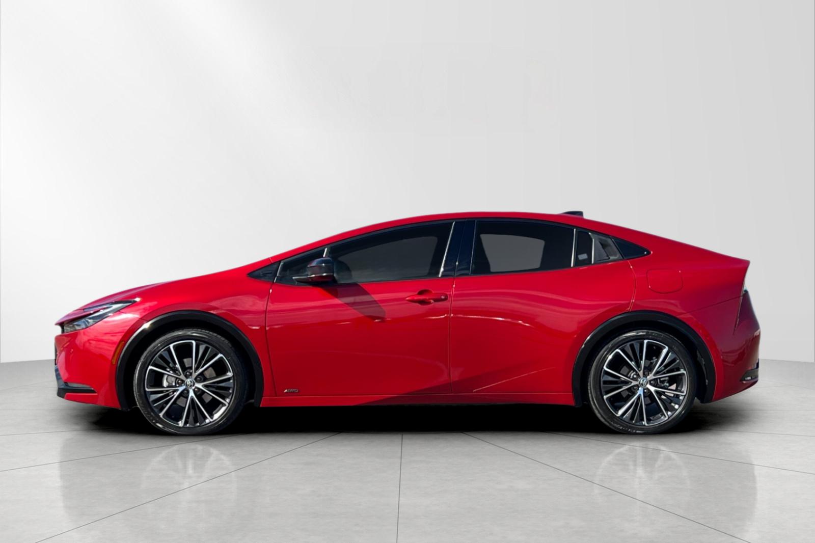 2024 Toyota Prius Limited photo 2