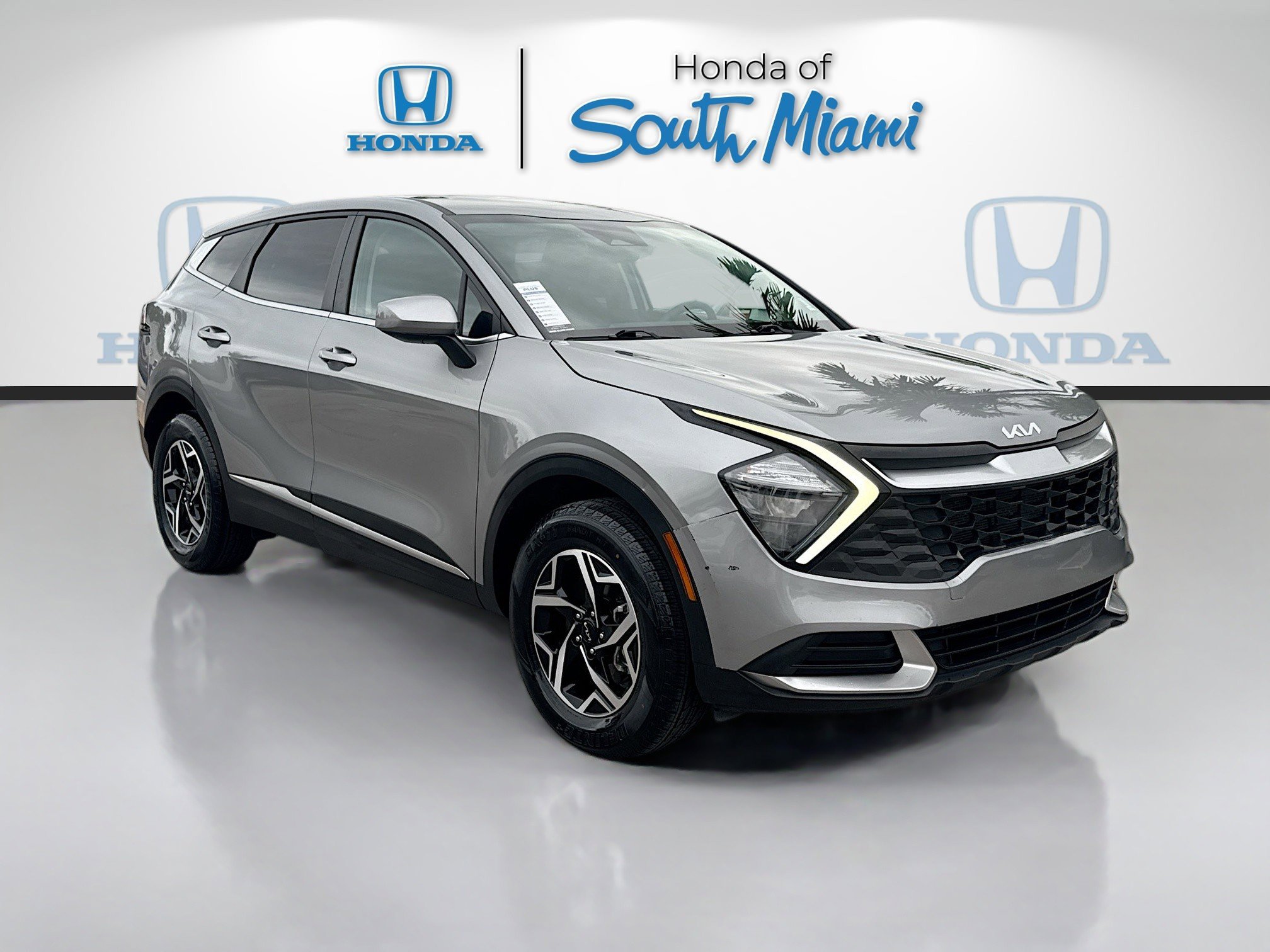 2023 Kia Sportage LX's photo