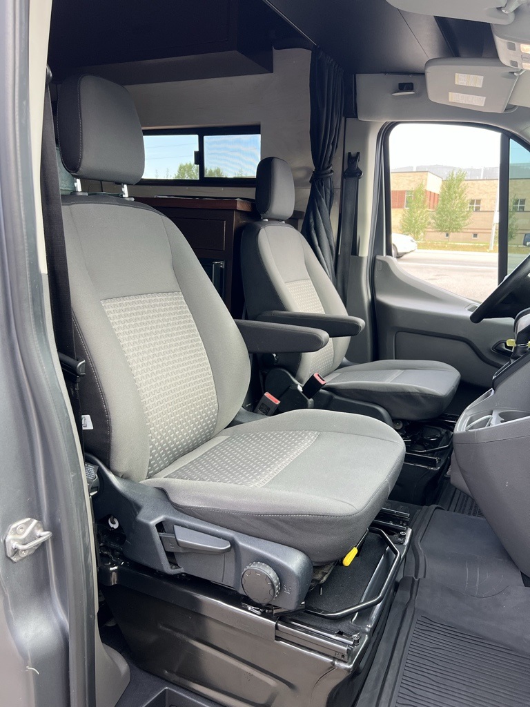2021 Ford Transit photo 18
