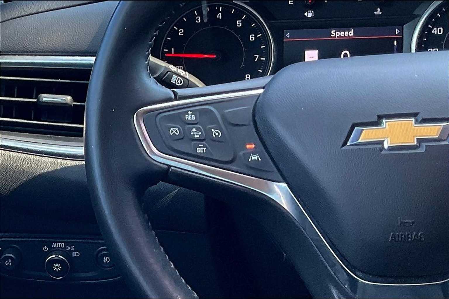 2020 Chevrolet Equinox LT photo 16