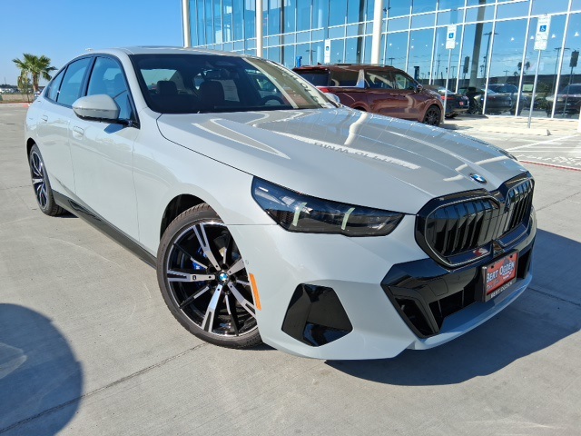 2026 BMW 5 Series 530i's photo