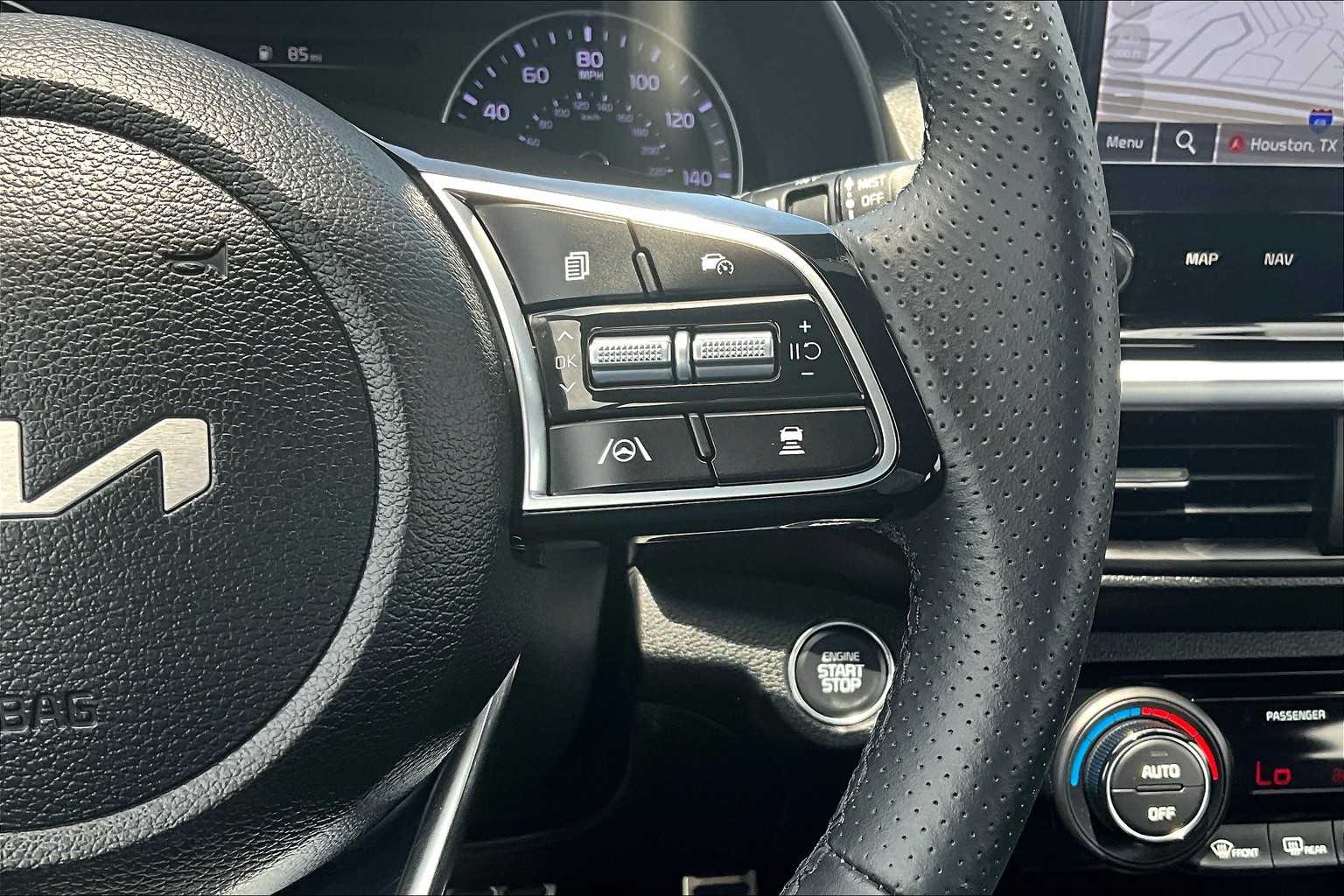 2024 Kia Forte GT-Line photo 24