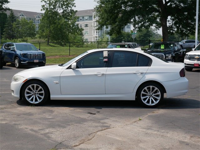 Used 2011 BMW 3 Series 328i with VIN WBAPK5C52BA993685 for sale in Saint Paul, Minnesota