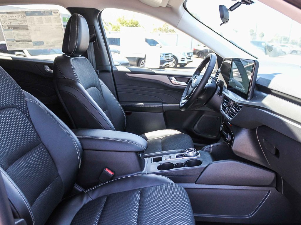 2025 Ford Escape Plug-In Hybrid Base photo 14