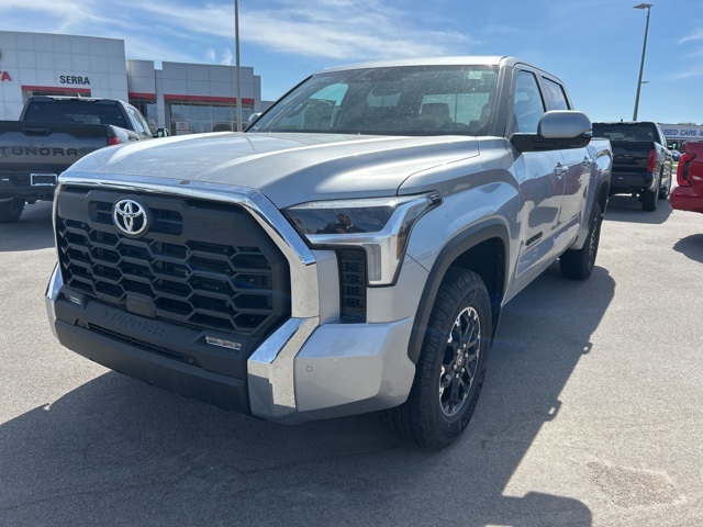 2025 Toyota Tundra SR5 photo 2