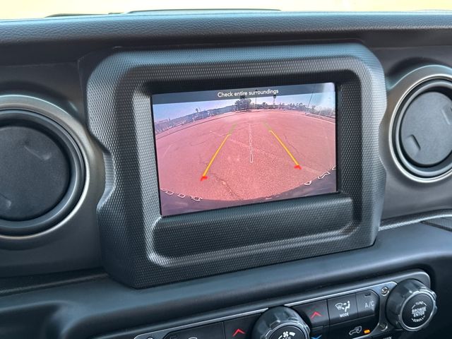 2023 Jeep Wrangler Base 4xe photo 13