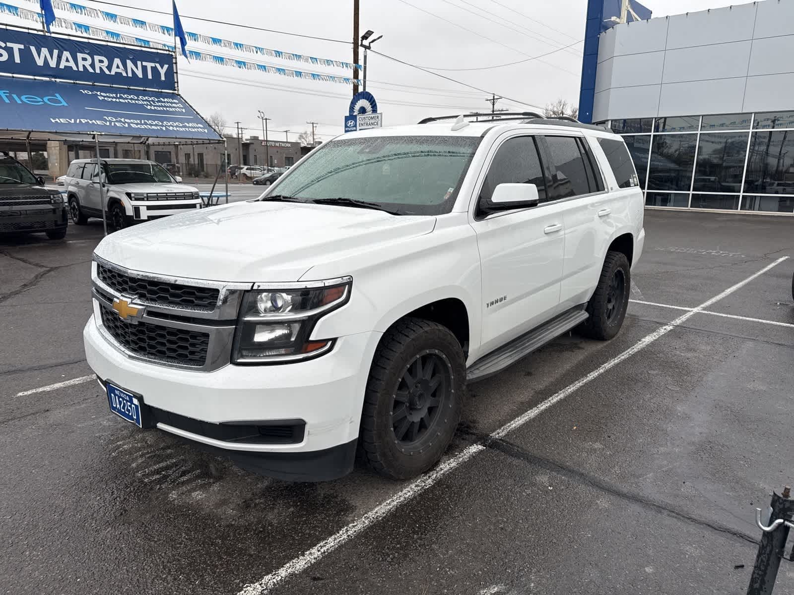 2017 Chevrolet Tahoe LT's photo