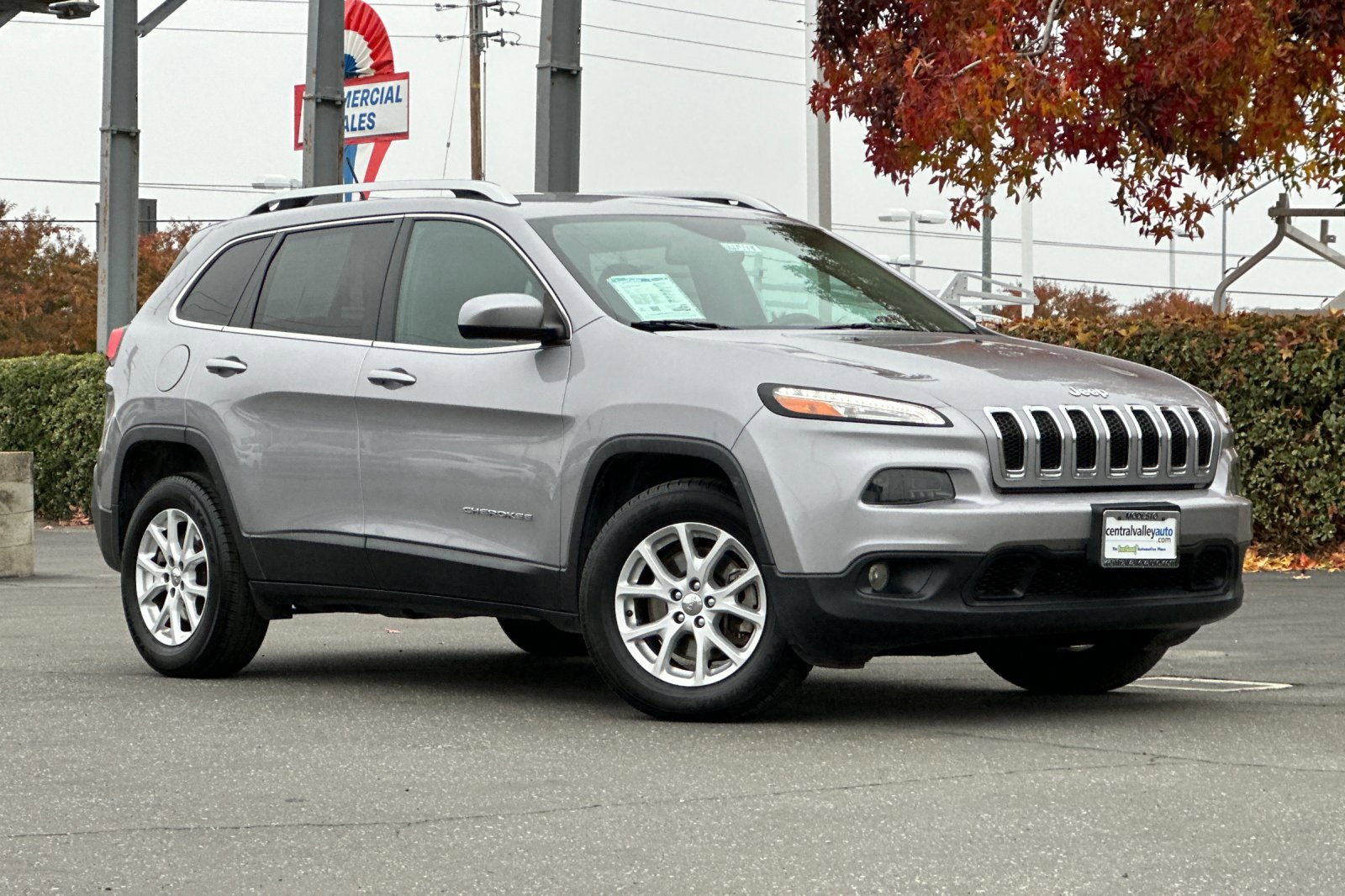 Used 2018 Jeep Cherokee Latitude with VIN 1C4PJMCX3JD532283 for sale in Modesto, CA