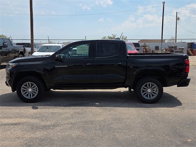 2026 Chevrolet Colorado LT photo 2