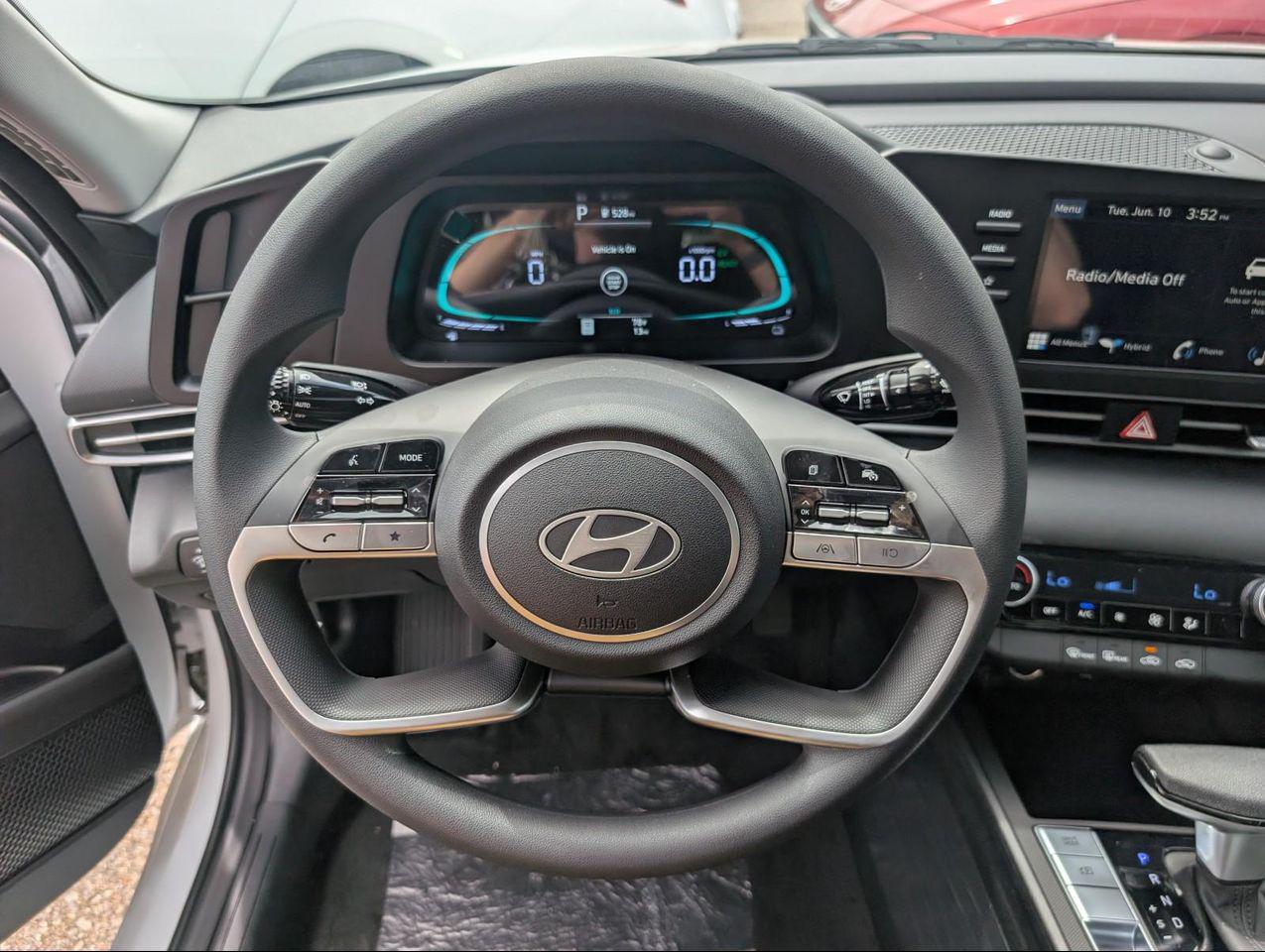 2025 Hyundai Elantra Hybrid Blue photo 12
