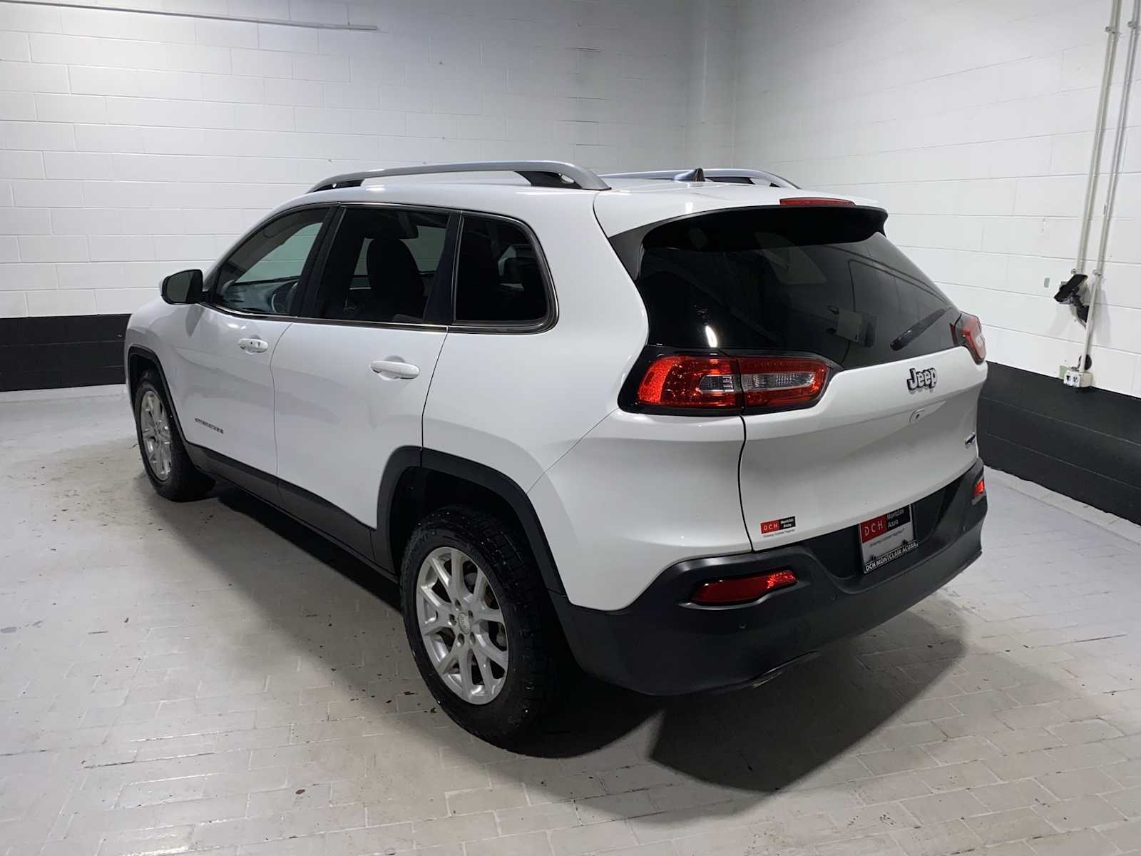 2017 Jeep Cherokee Latitude photo 4