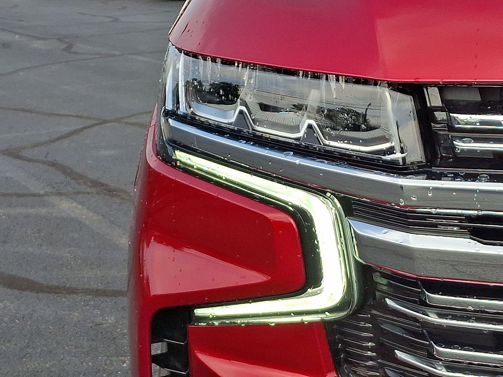 2024 Chevrolet Suburban Premier photo 9