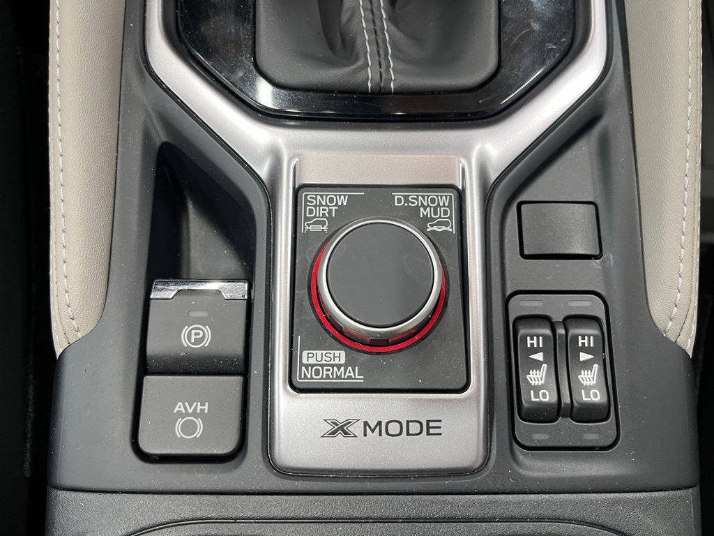 2022 Subaru Forester Limited photo 13