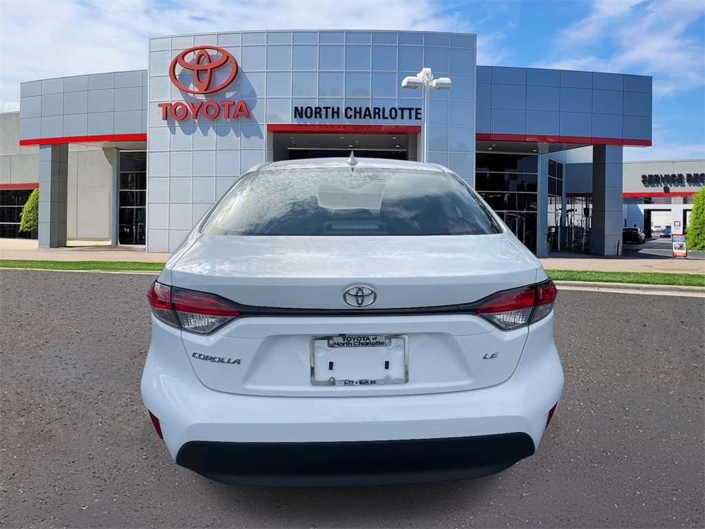 2025 Toyota Corolla LE photo 6
