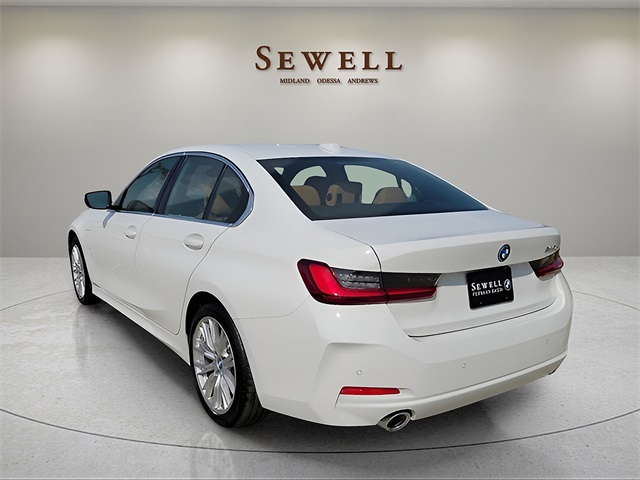 2024 Bmw 330e photo 3