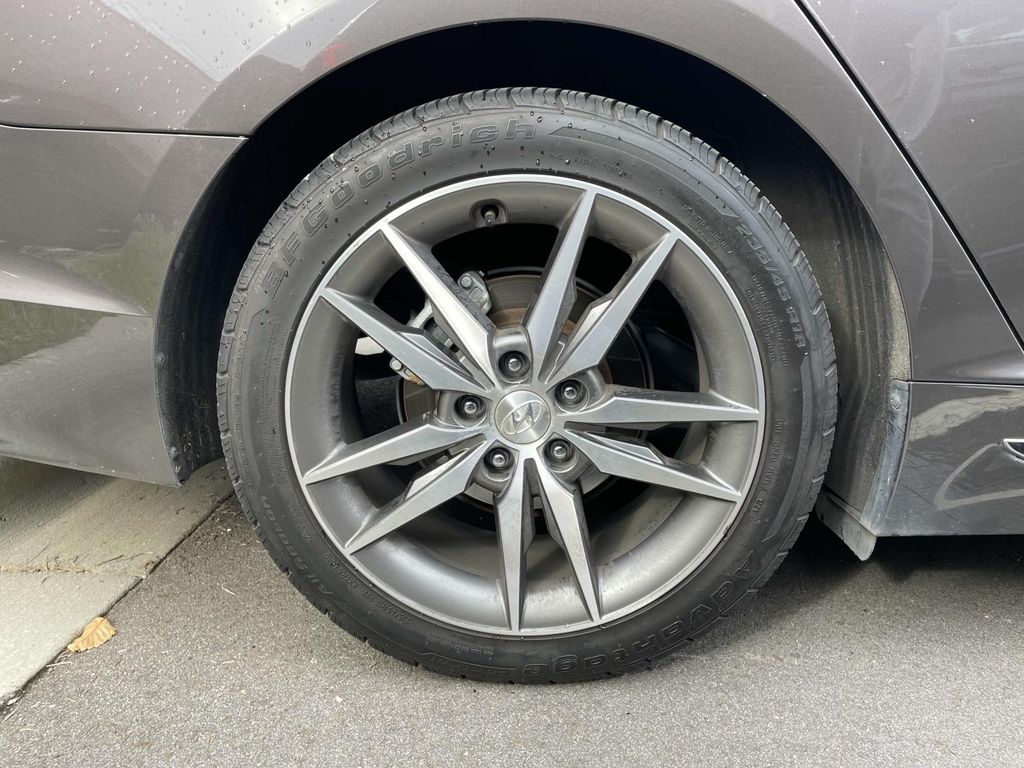 2015 Hyundai Sonata 2.0T photo 5