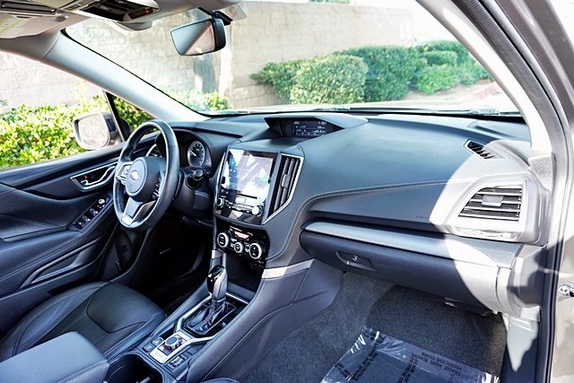 2021 Subaru Forester Limited photo 9