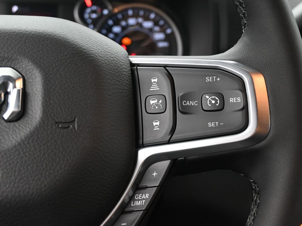 2025 Ram 2500 Big Horn photo 13