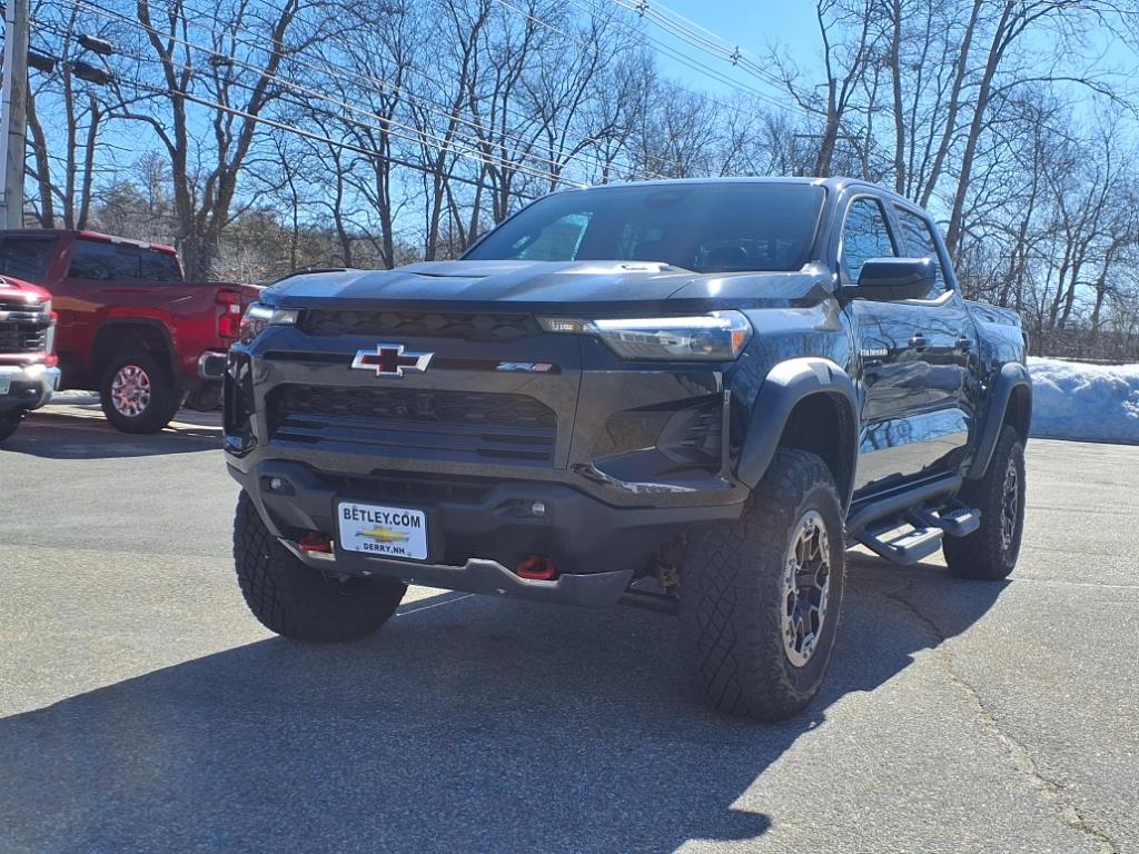 2025 Chevrolet Colorado ZR2 photo 8
