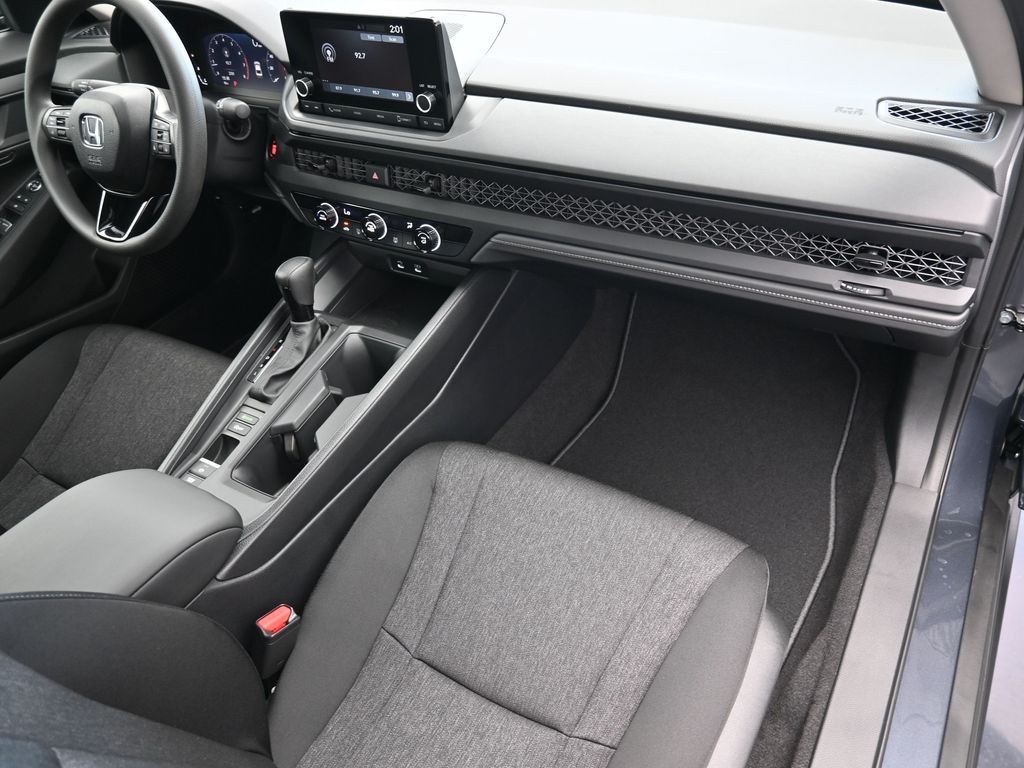 2025 Honda Accord 1.5T LX photo 26