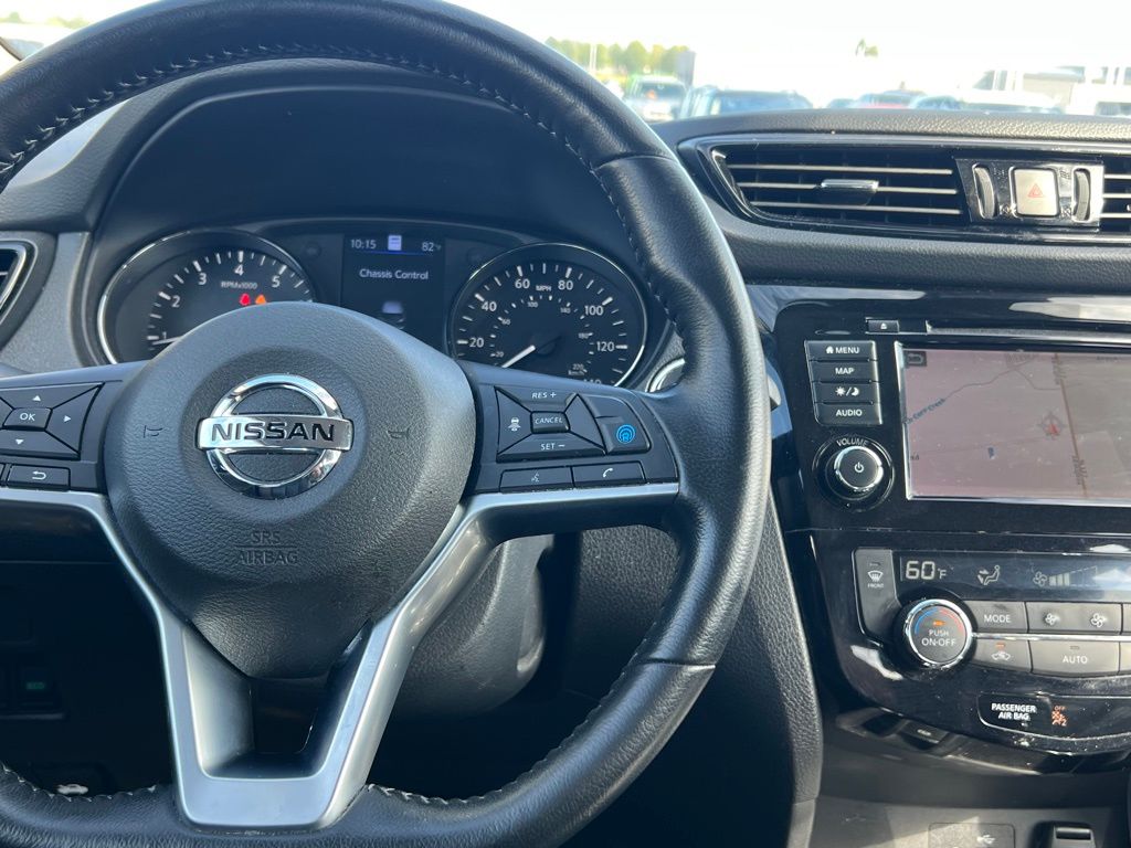 2022 Nissan Rogue Sport SL photo 17