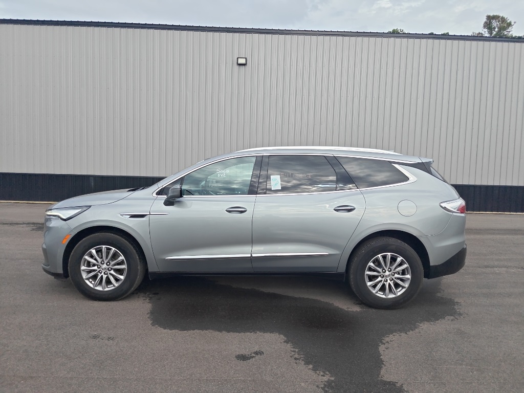 2024 Buick Enclave Premium photo 3