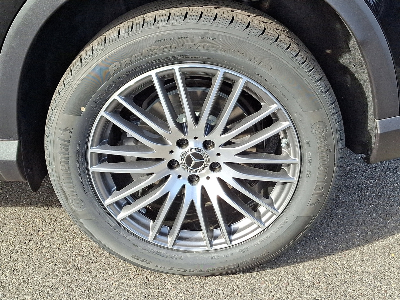 2026 Mercedes Benz GLA 300 4MATIC photo 2