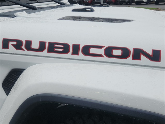 Used 2021 Jeep Gladiator Rubicon with VIN 1C6JJTBG5ML504018 for sale in Little Rock
