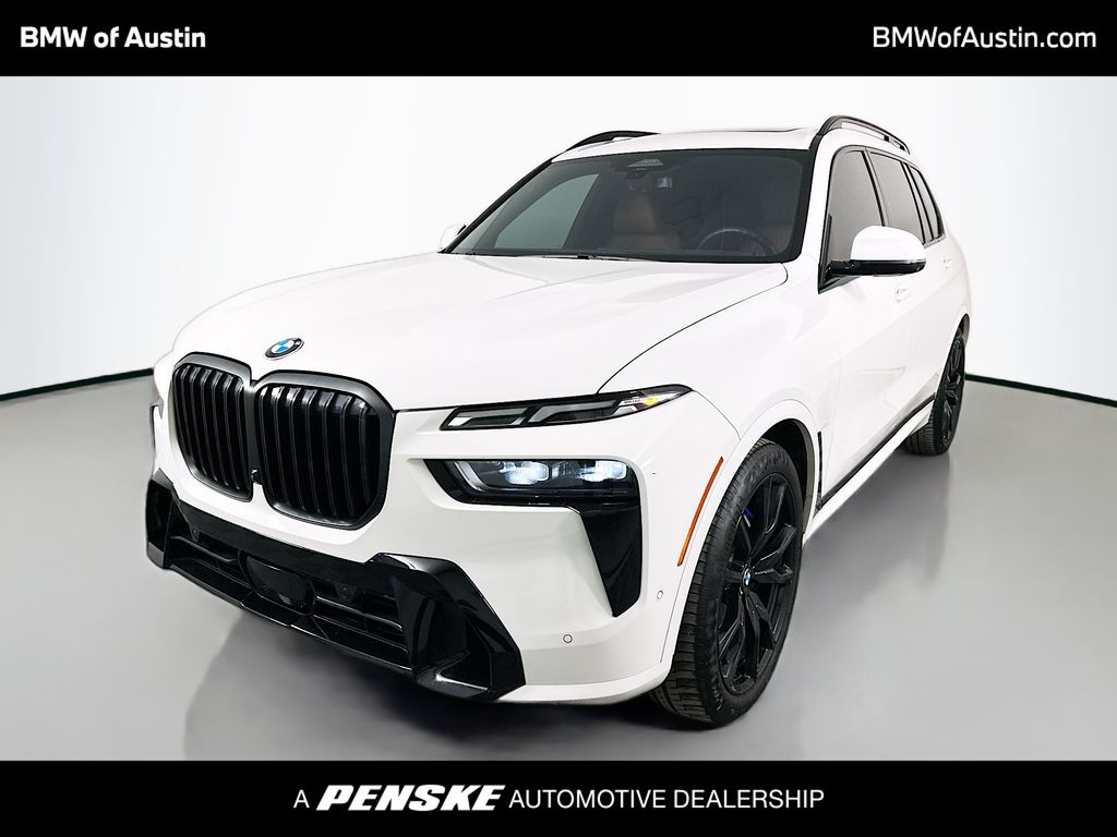 2025 BMW X7 40i's photo