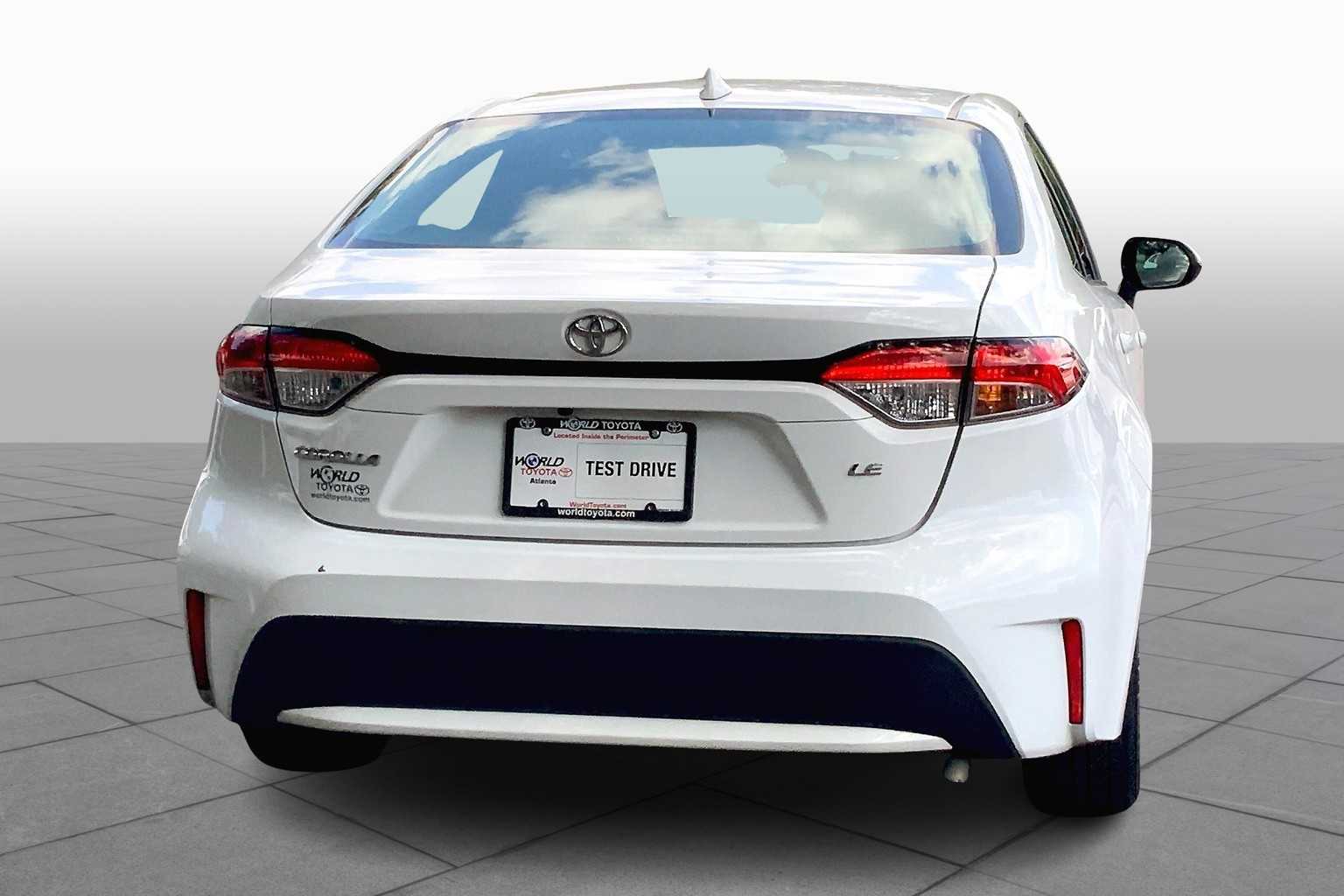 2021 Toyota Corolla LE photo 4