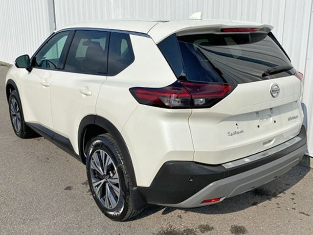 2021 Nissan Rogue SV photo 4