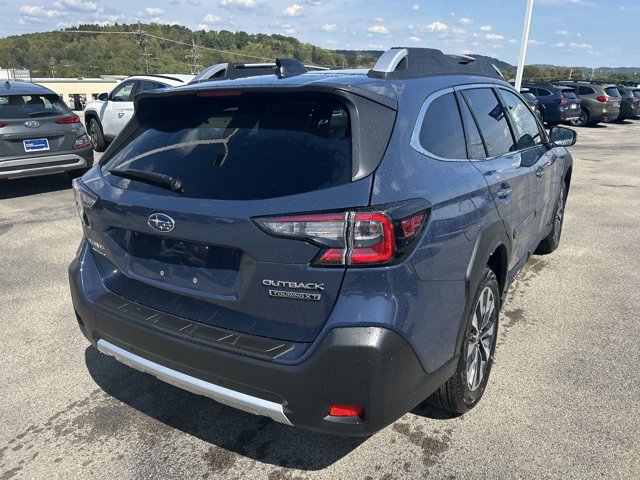 2025 Subaru Outback Touring XT photo 3