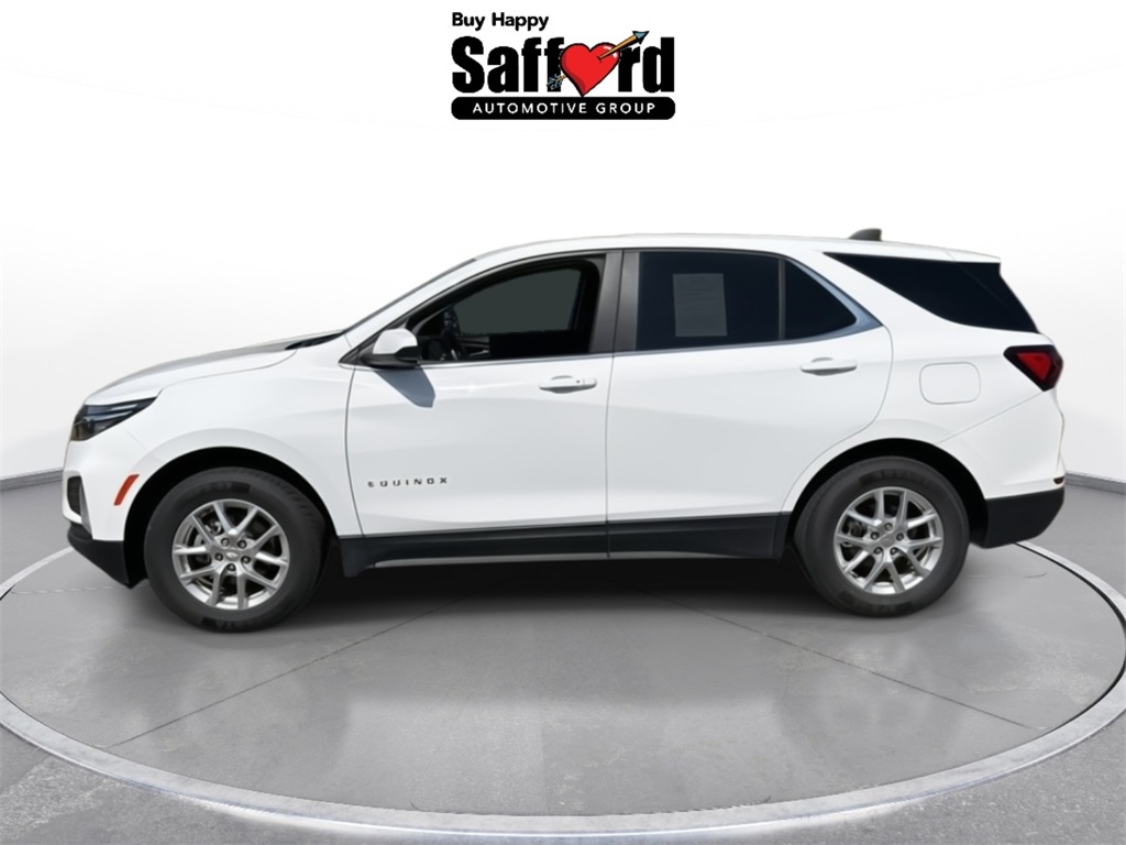 2024 Chevrolet Equinox LT photo 2