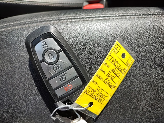 2022 Ford Escape SEL photo 30