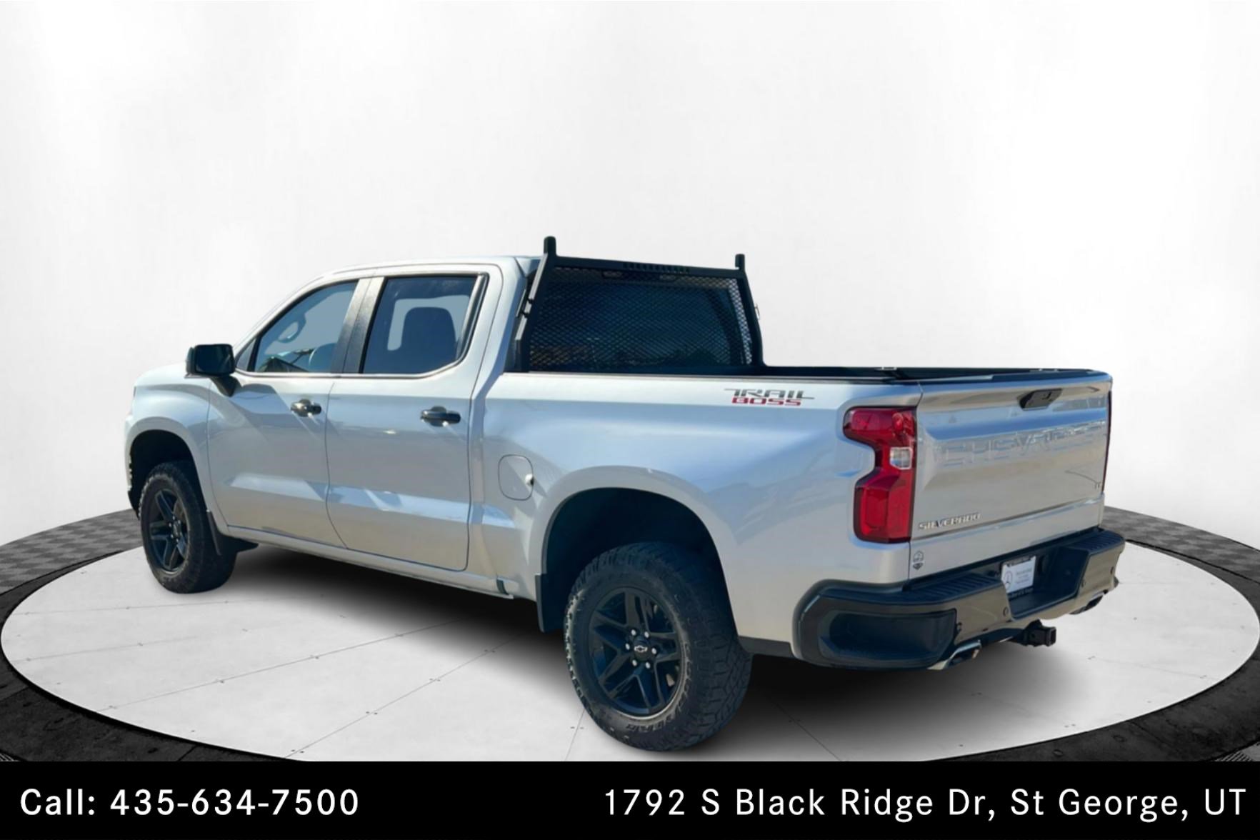 2022 Chevrolet Silverado 1500 LT Trail Boss photo 3