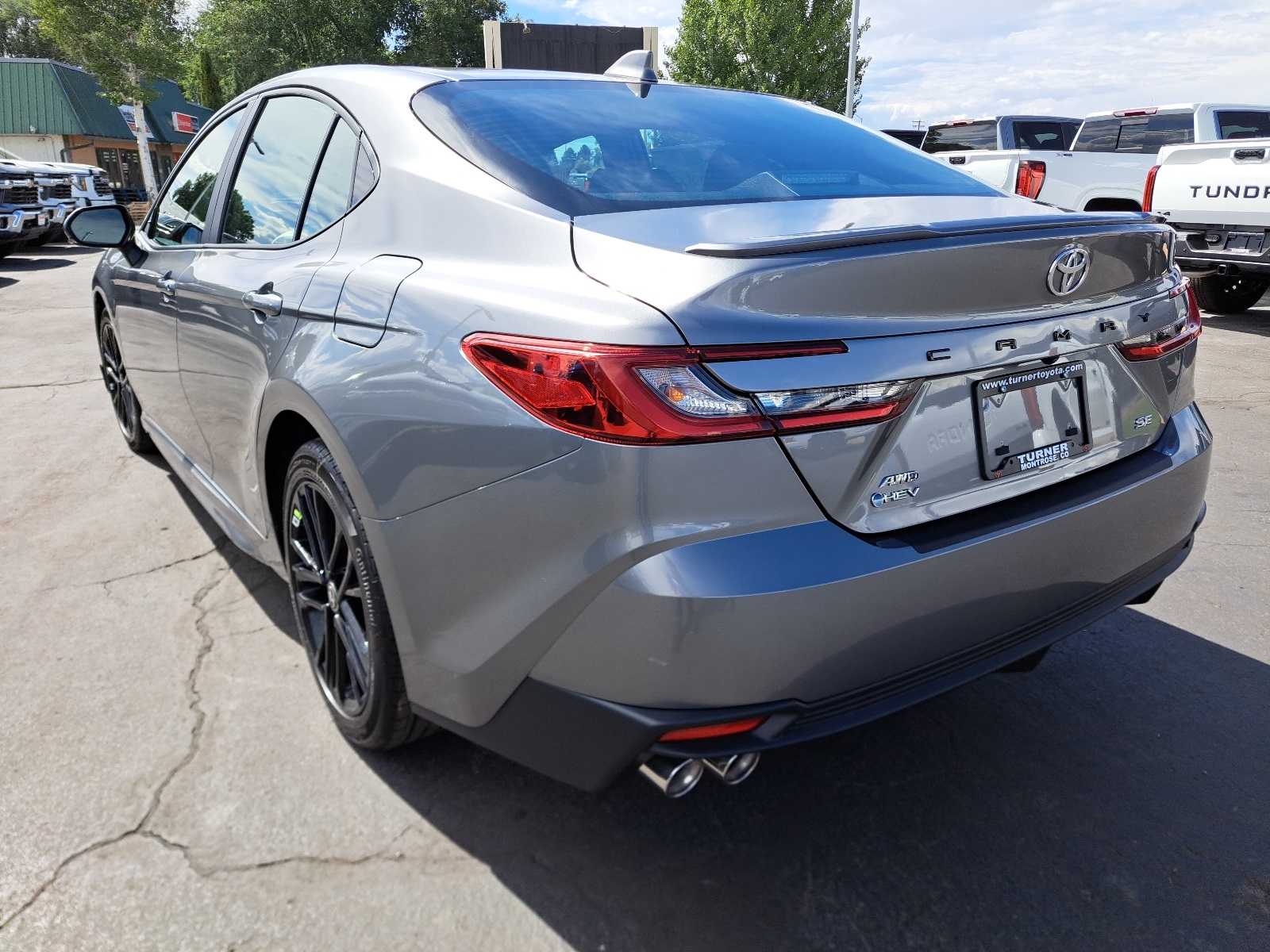 2025 Toyota Camry SE photo 6