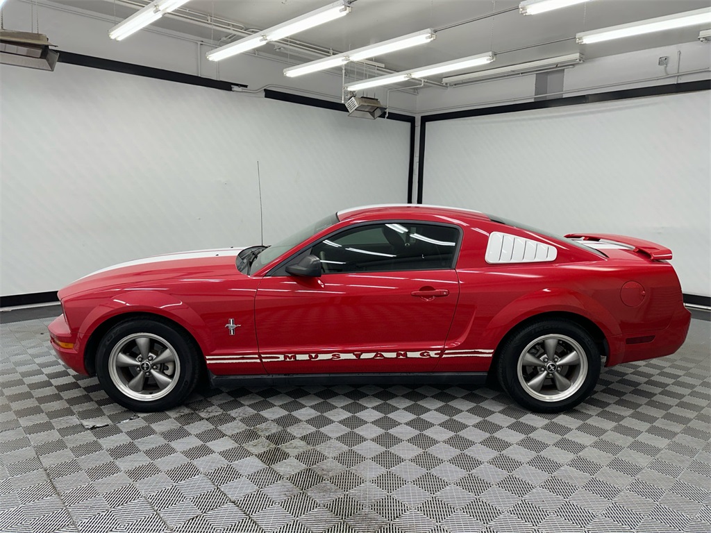 Used 2006 Ford Mustang Deluxe with VIN 1ZVFT80N965239969 for sale in Hoover, AL