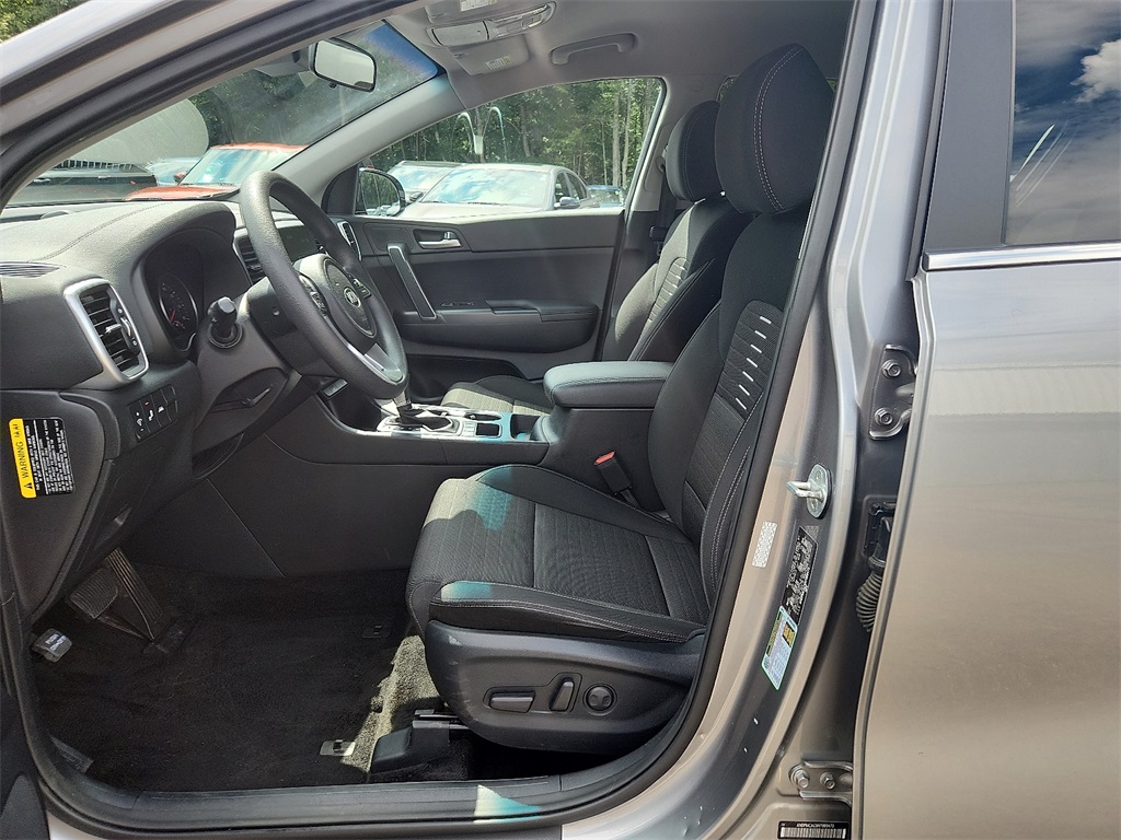 2022 Kia Sportage LX photo 12