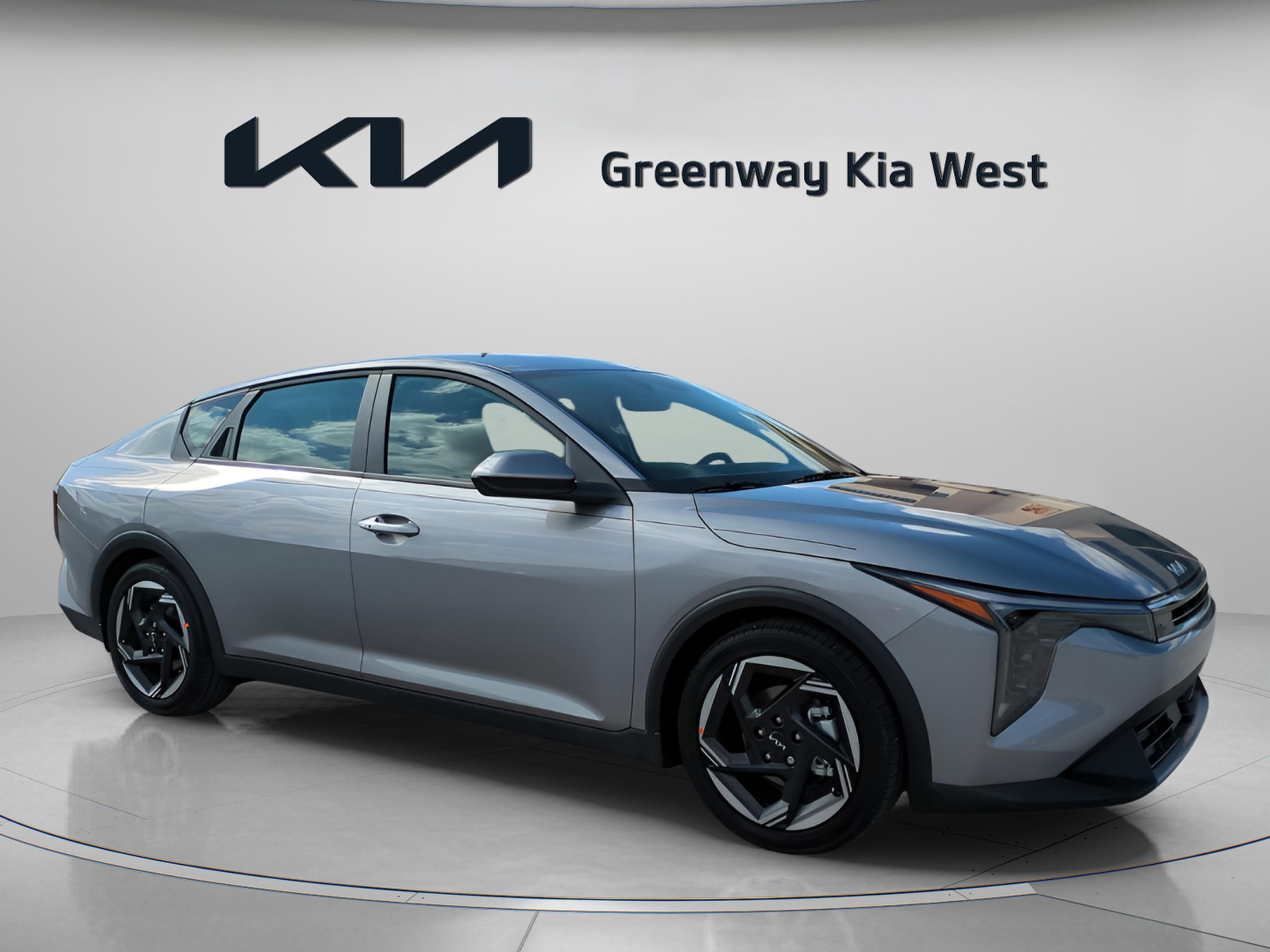 2025 Kia K4 EX's photo