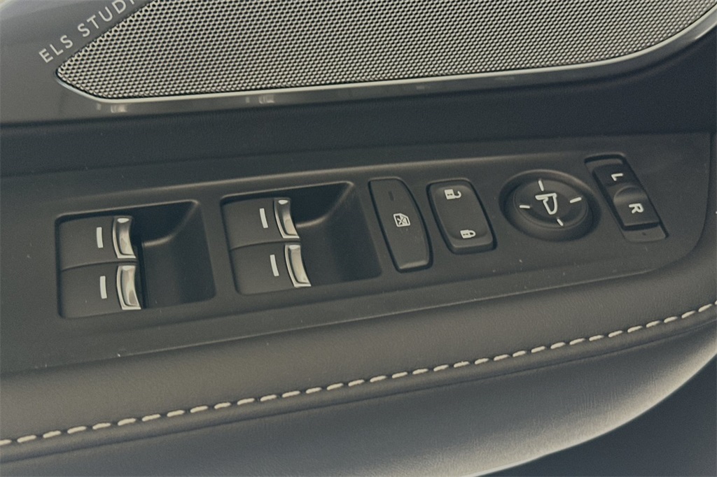 2025 Acura RDX Technology photo 12