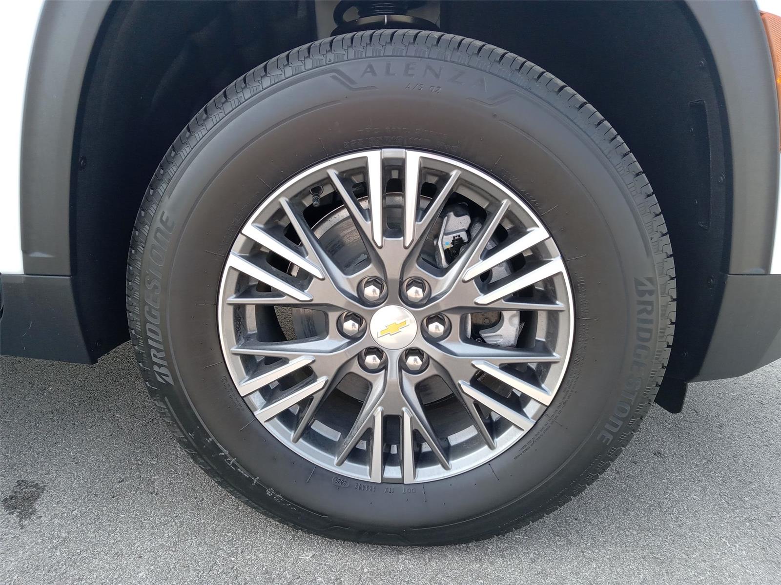 2026 Chevrolet Traverse photo 25